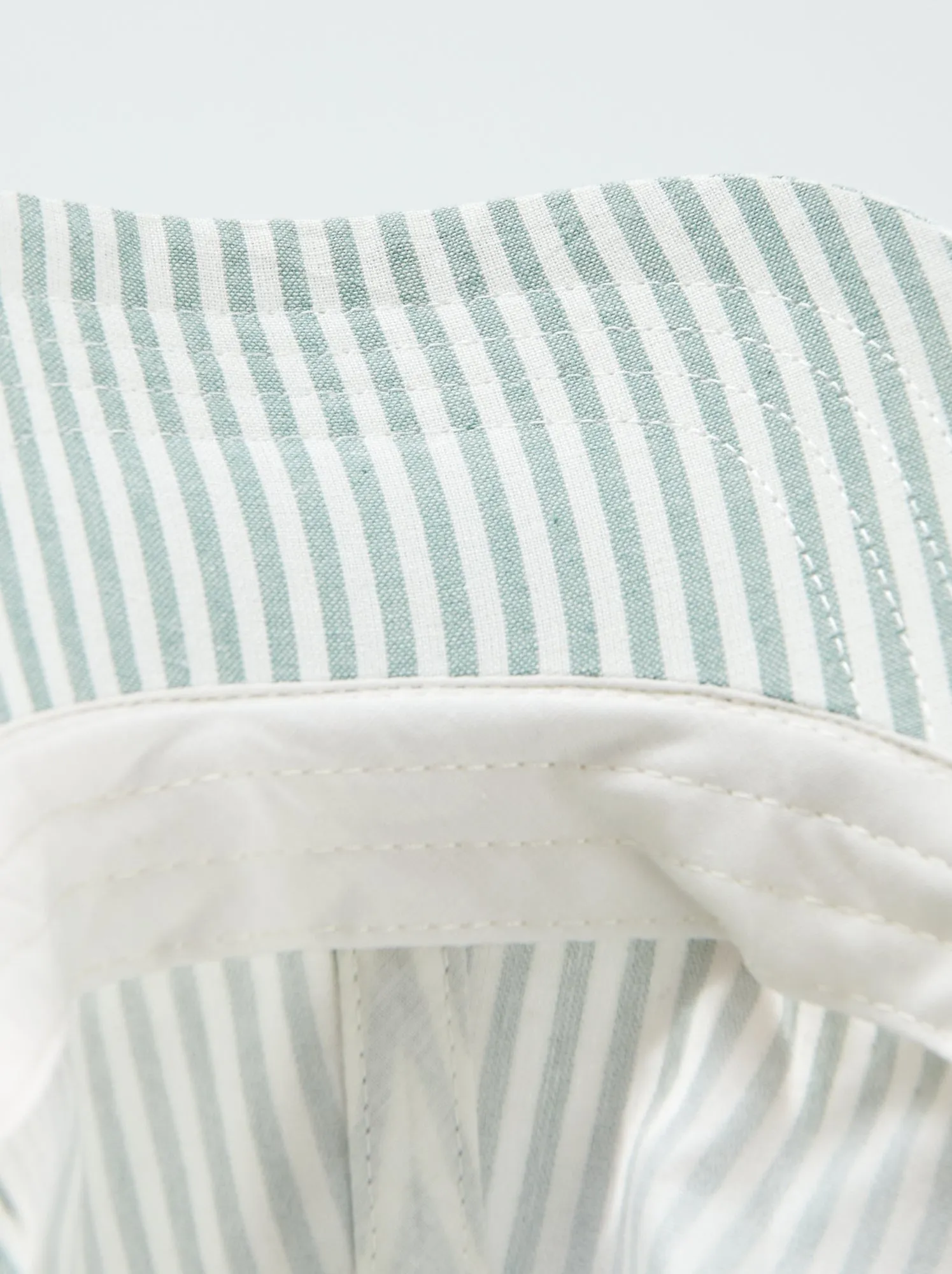 Cappellino in tela a righe - BLU