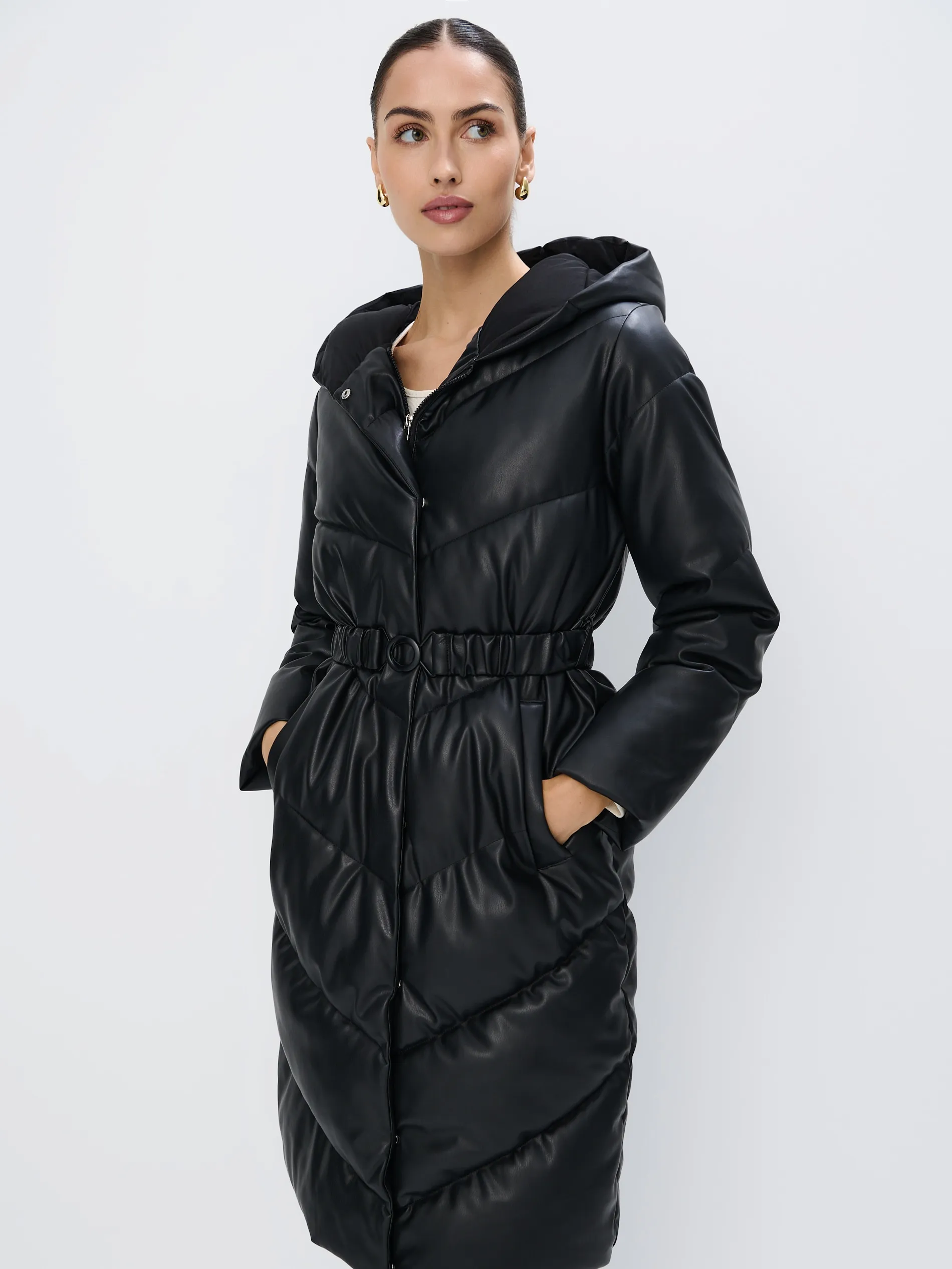 Cappotto con cintura in vita