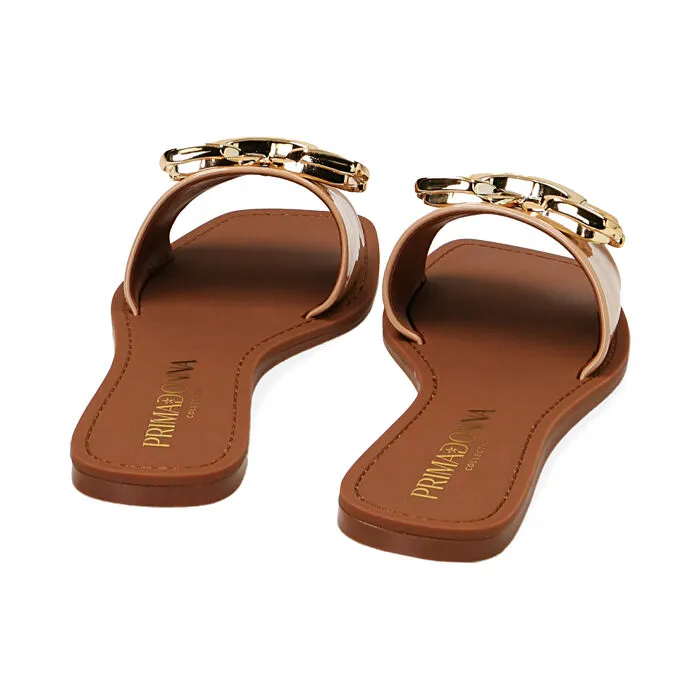 Ciabatte flat nude in vernice