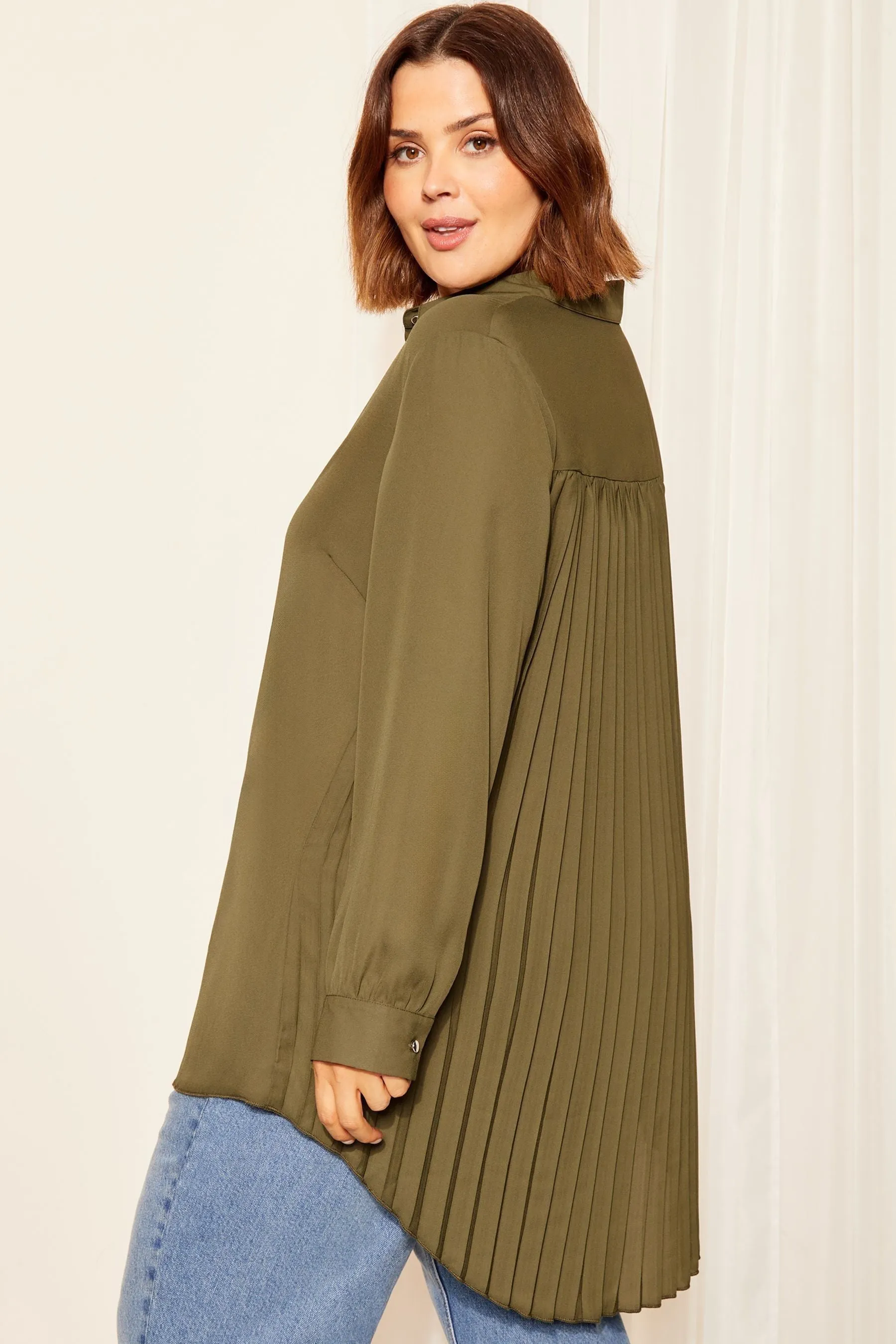 Curves Like These - Camicia Con bottoni A pieghe sul retro