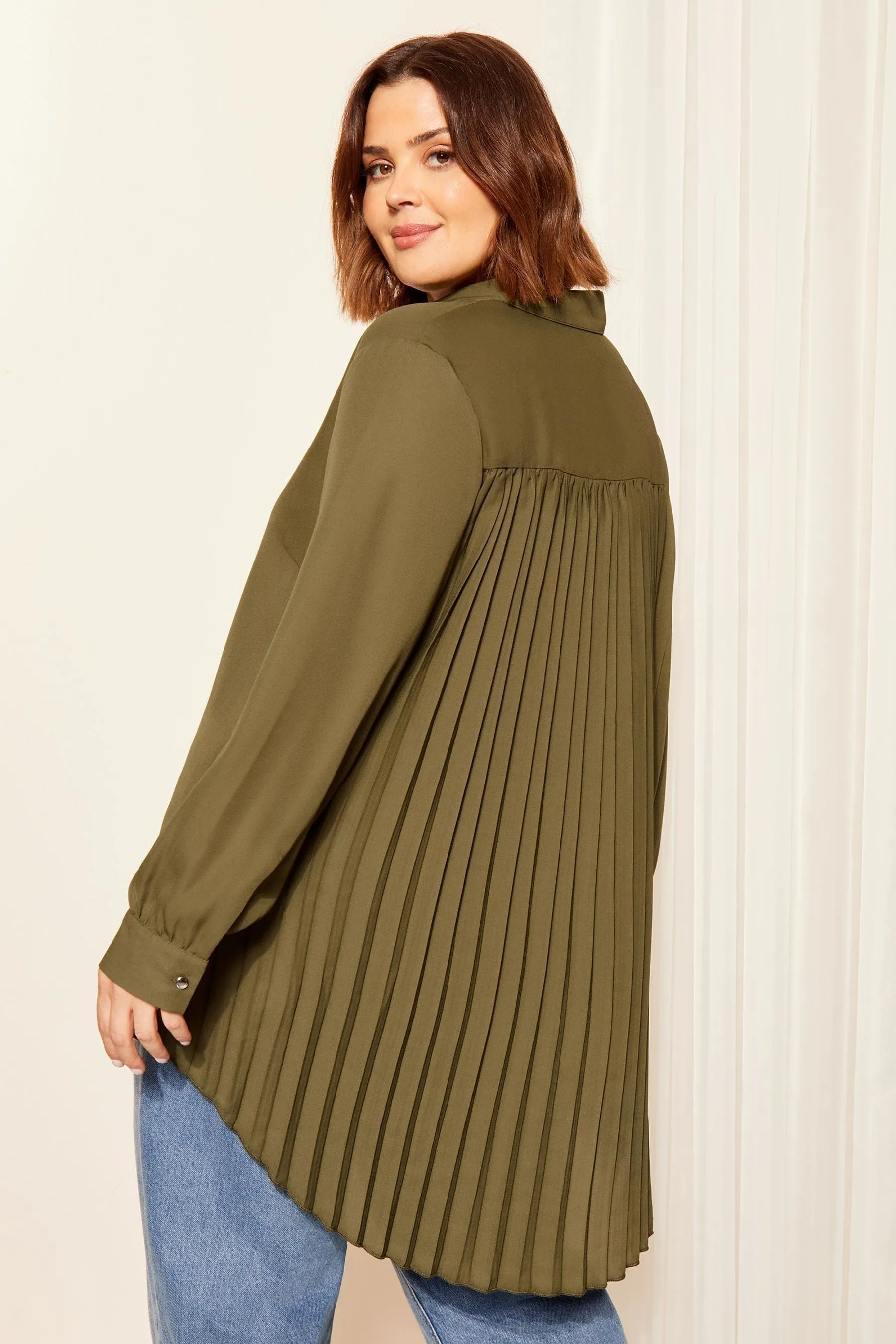 Curves Like These - Camicia Con bottoni A pieghe sul retro