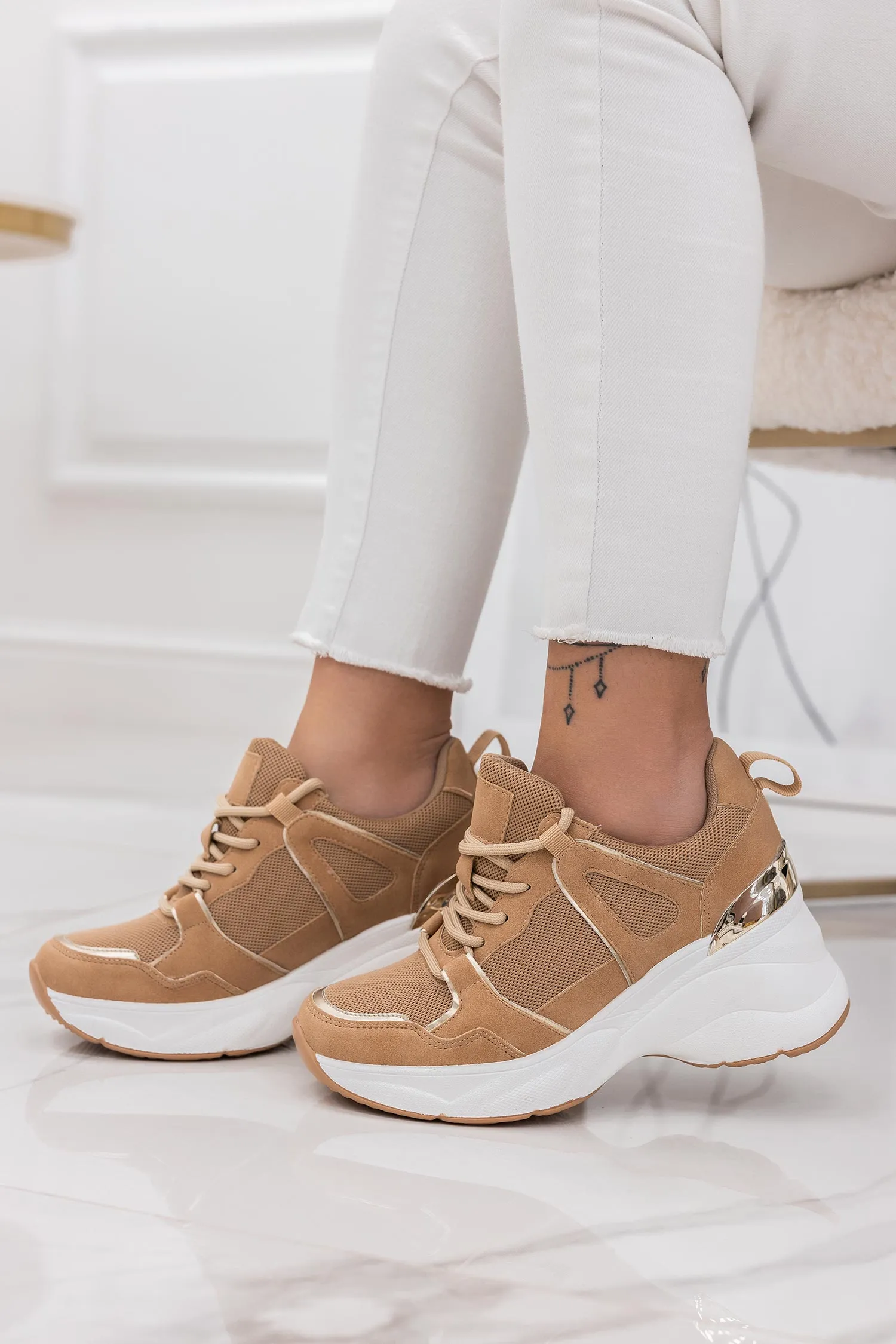 DONER - Sneakers camel scamosciate con suola spessa