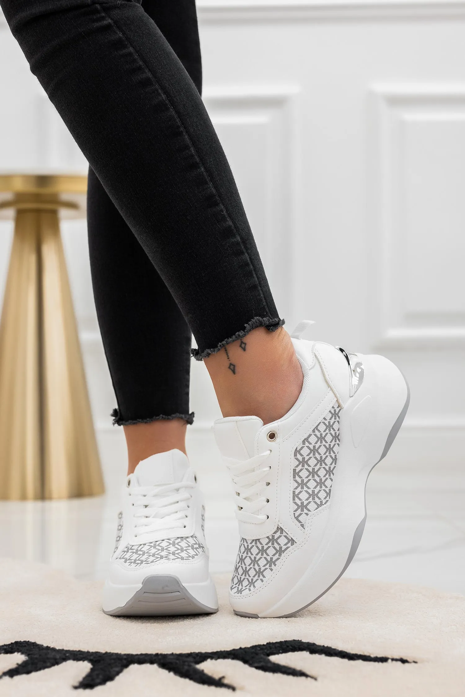 EVIE - Sneakers bianche con suola spessa