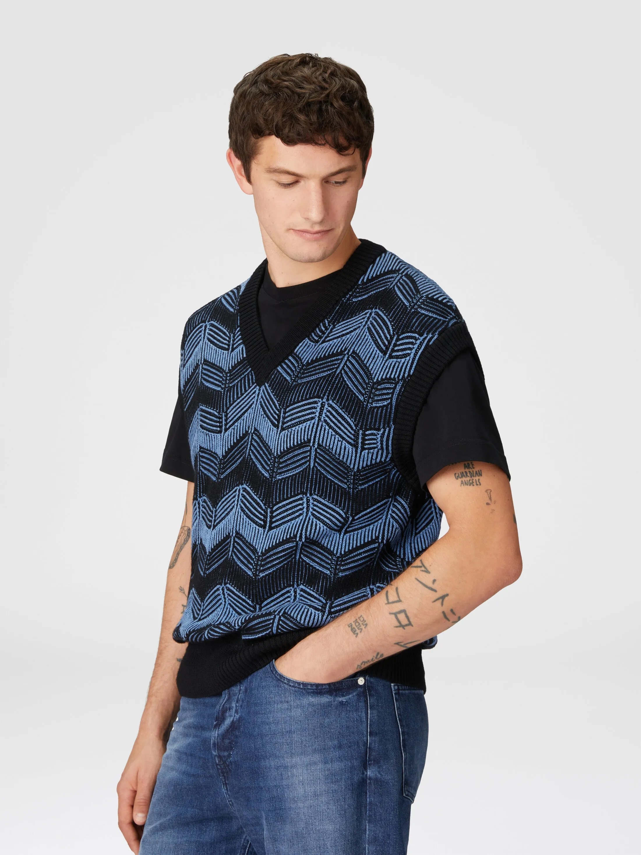 Gilet in lana vergine e cotone zig zag