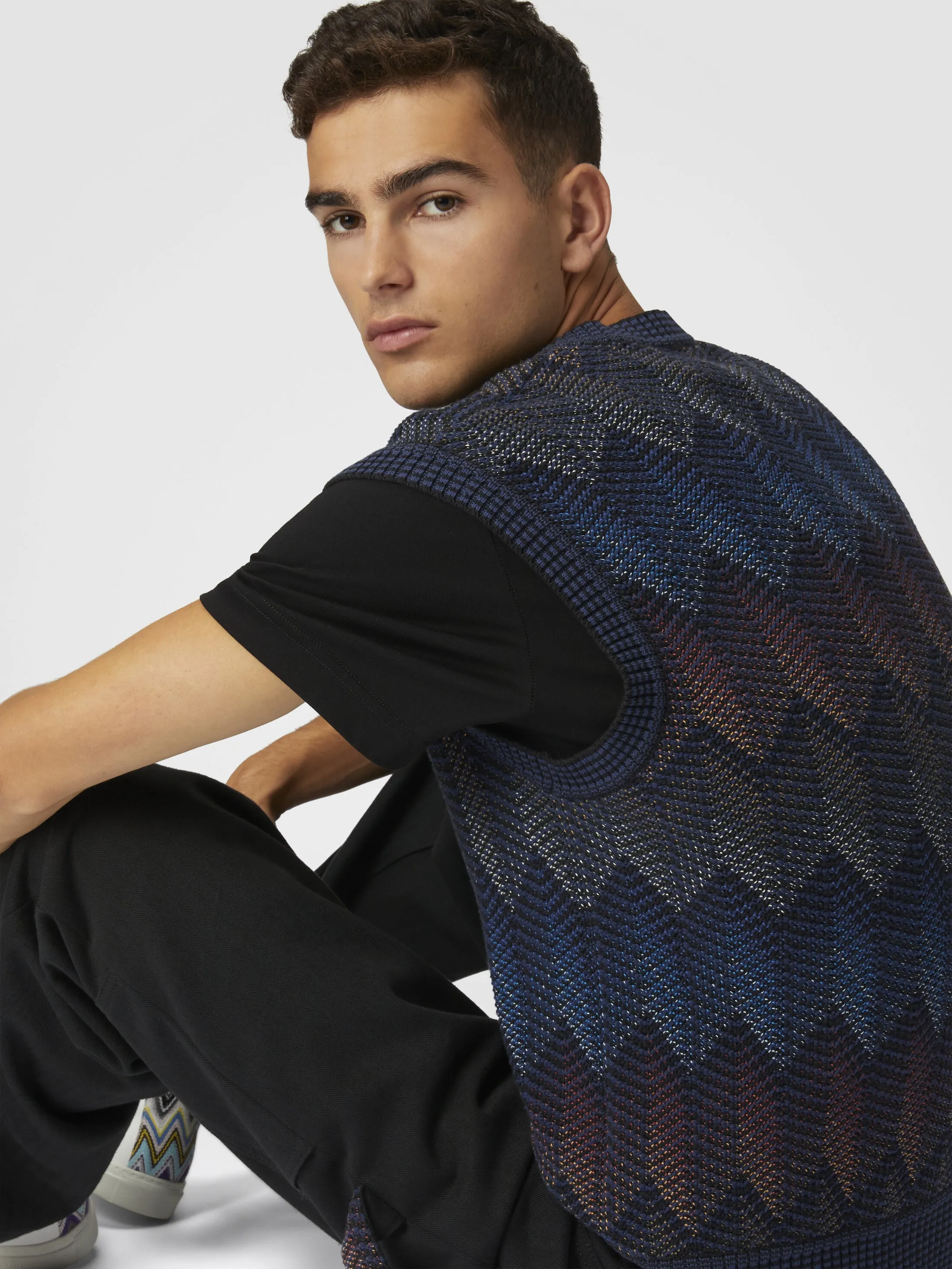 Gilet in misto cotone chevron sfumato con scollo a V
