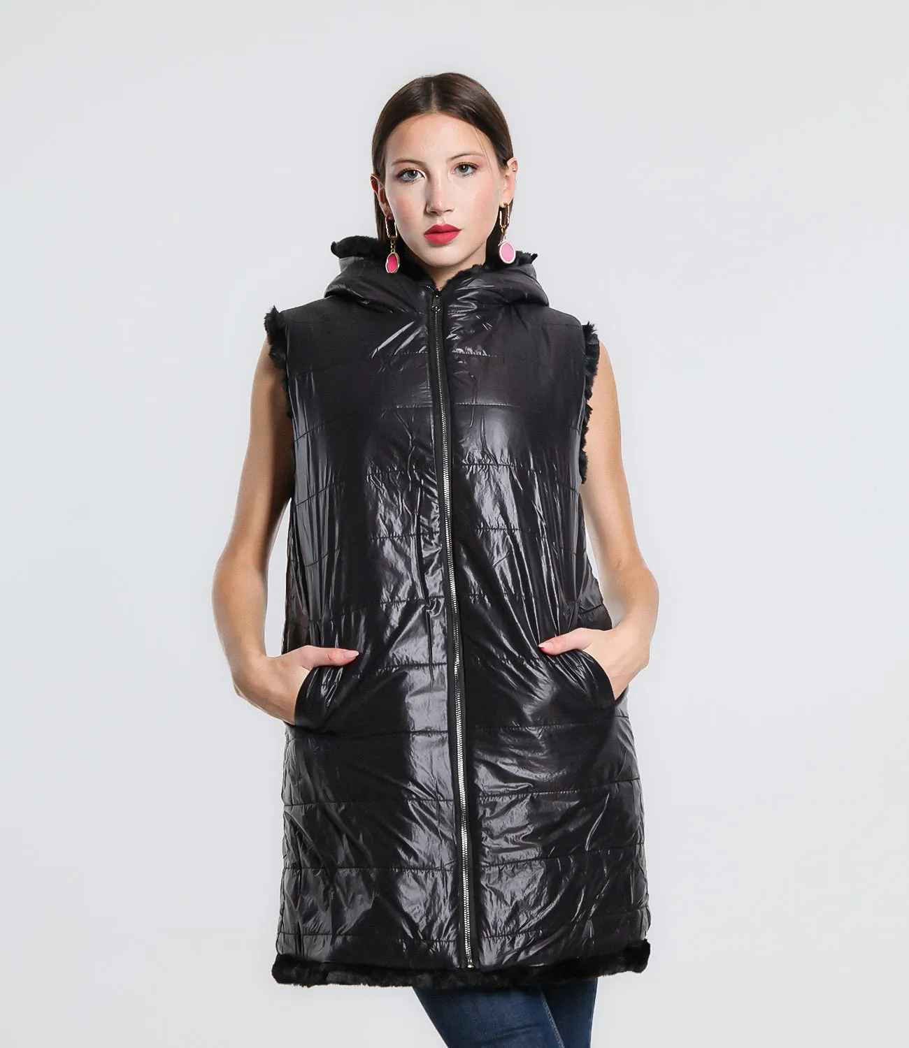 GILET REVERSIBILE IN ECO FUR CON CAPPUCCIO