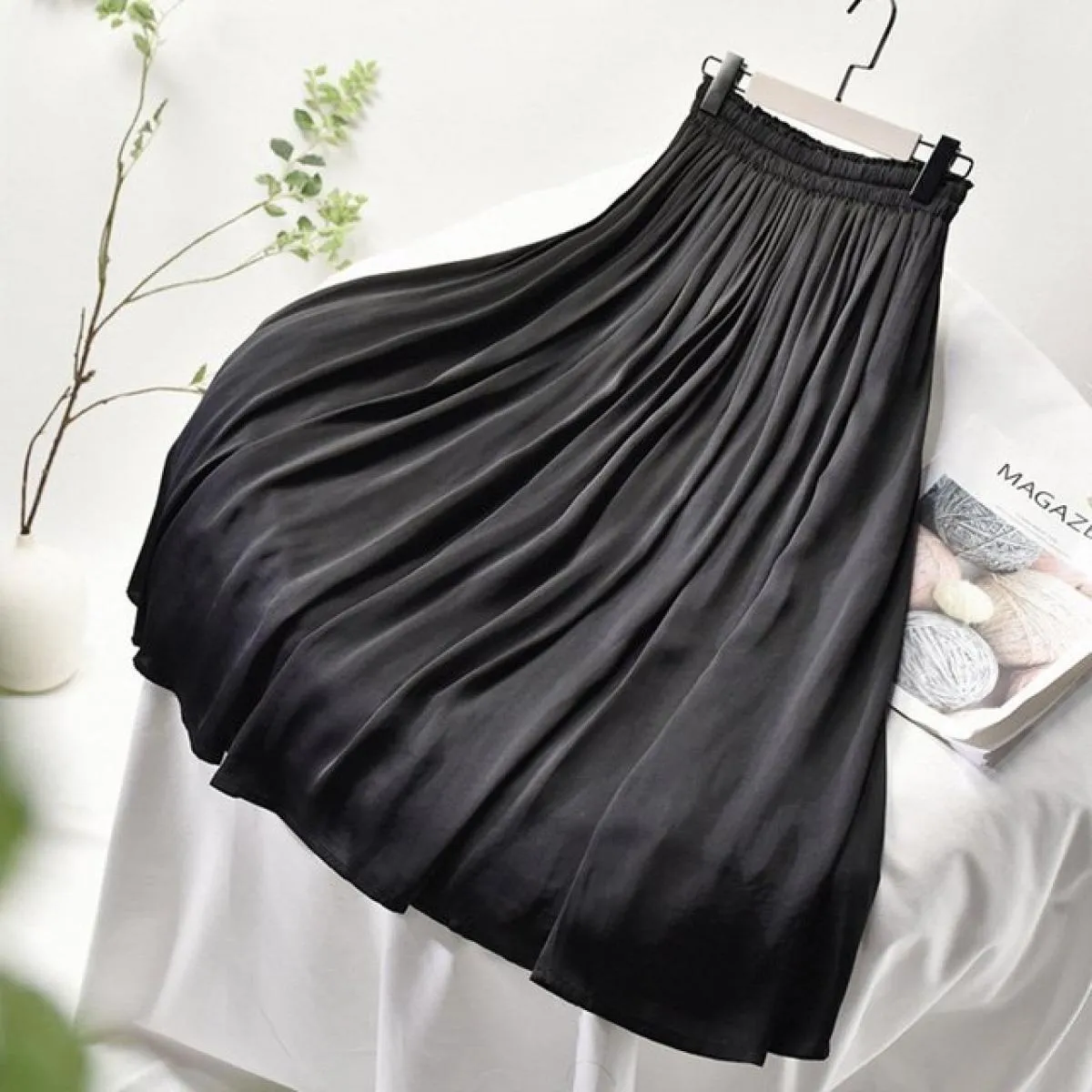 Gonna opaca tinta unita elegante da donna Gonna longuette a vita alta femminile Tasche laterali in chiffon a pieghe Estate Sk523