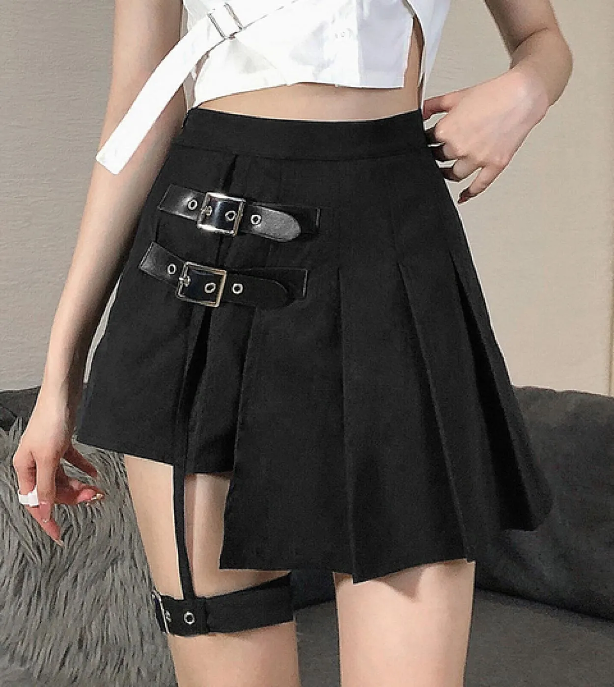Gothic Leg Loop Patchwork Gonna corta Donna Minigonne a pieghe Streetwear Solid Black A Line Gonne Dark Academia 2023
