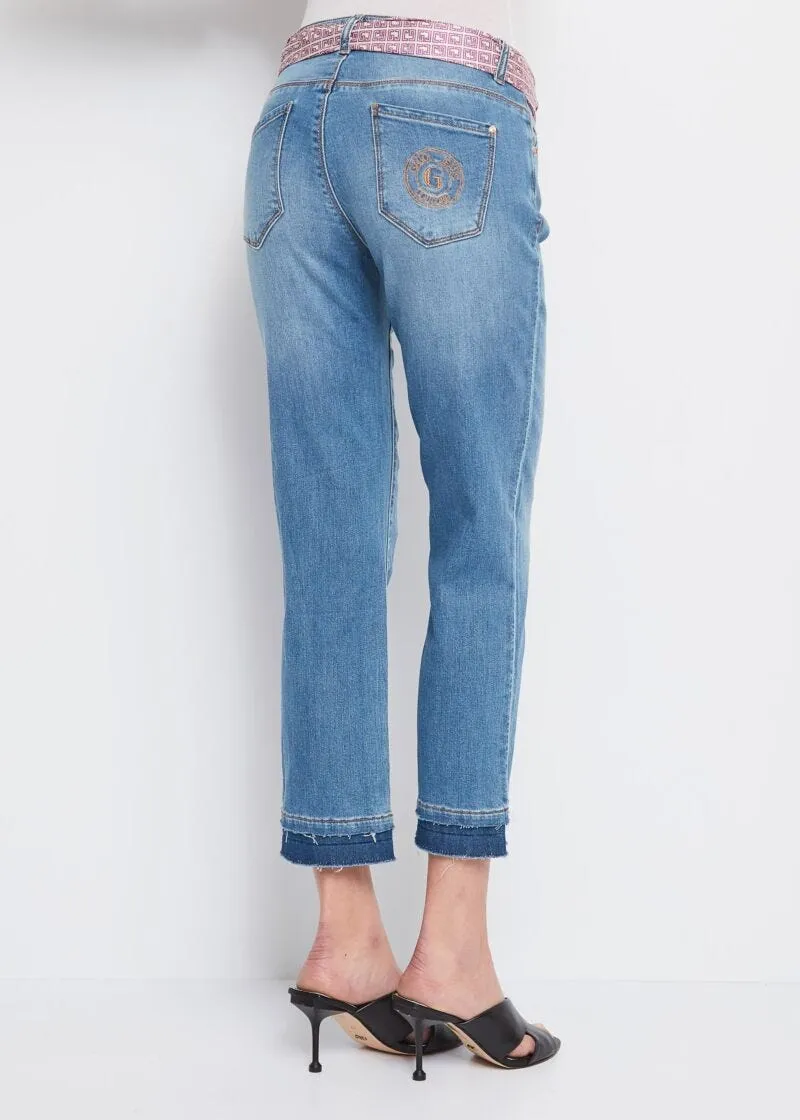 Jeans con cintura logata