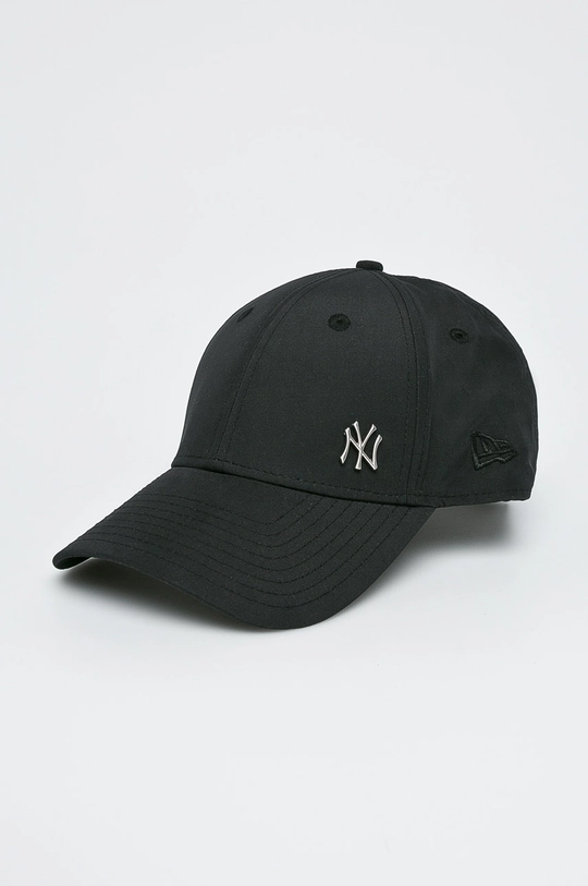 New Era berretto