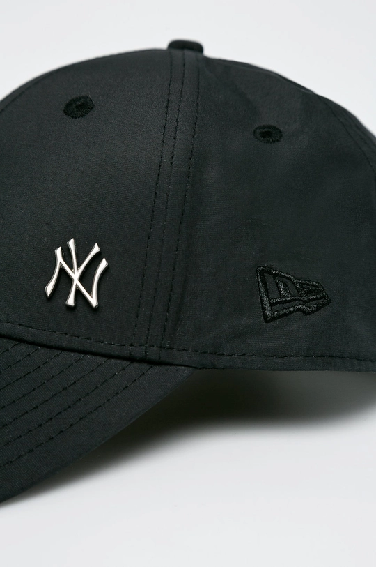 New Era berretto