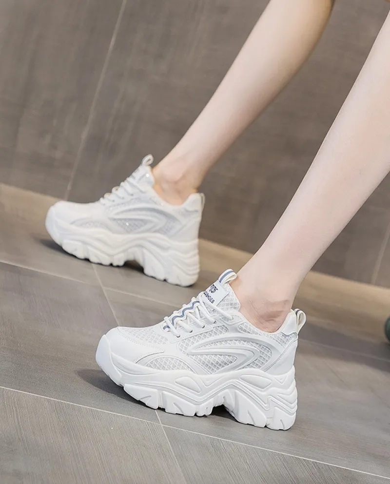 Nuove scarpe bianche casual da donna con suola spessa interna rialzata