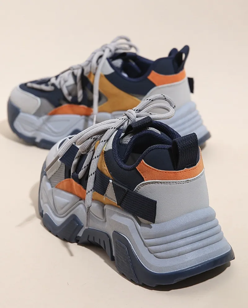 Nuove scarpe da ginnastica casual per tutte le partite da donna con suola spessa