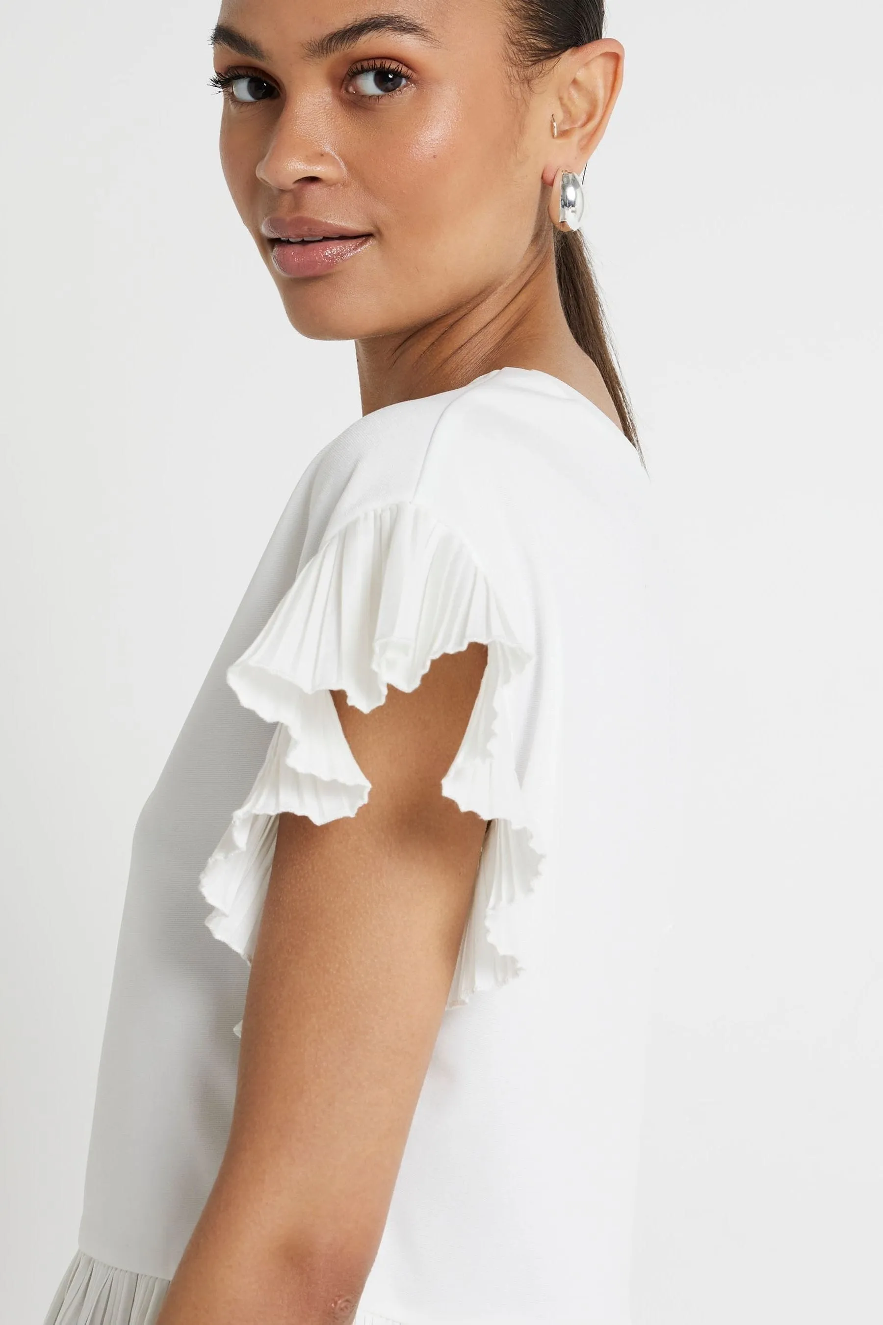 T-shirt con fondo River Island A pieghe