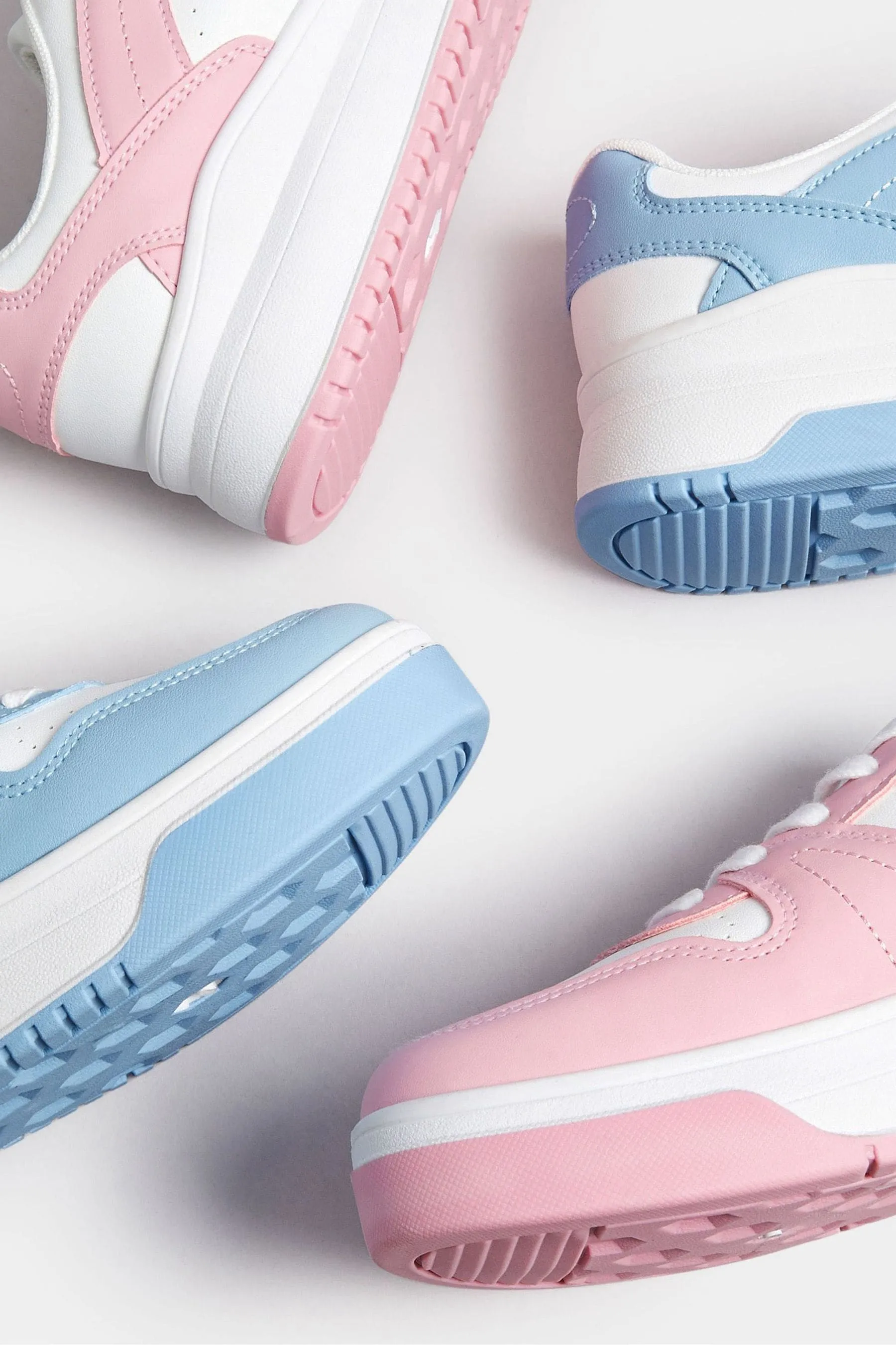 Yours Curve - Scarpe da ginnastica con suola spessa vestibilità ultra larga